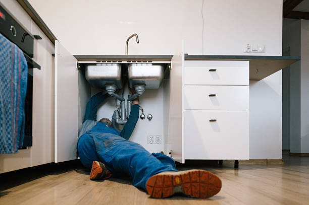 Professional Pipe Repair technician working in Graford, TX